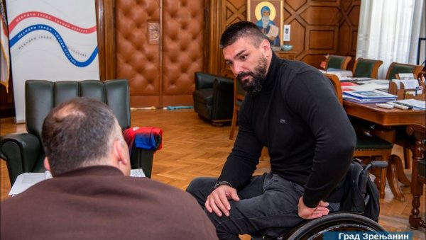 НА МАТУРУ БЕЗ АУТОМОБИЛА: Пројекат у Зрењанину