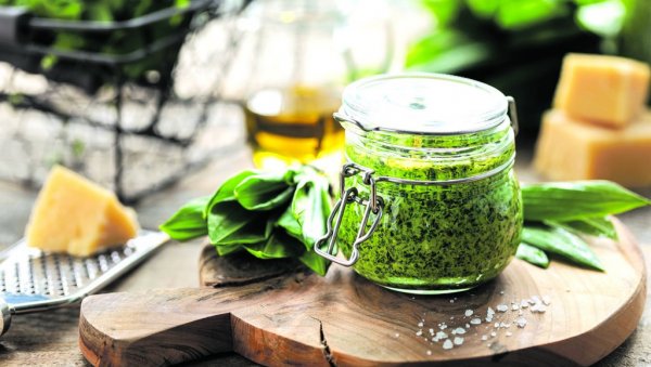 И ХРАНА И ЛЕК Сремуш: Чисти крв, јача срце и цео организам, направите салату и - излечите се