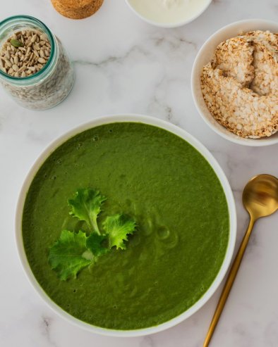 СА БОКВИЦОМ И ЈЕЧМОМ: Зелена чорба