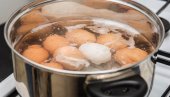 KAKO DA JAJA NE PUKNU TOKOM KUVANJA? Obično pravimo nekoliko grešaka