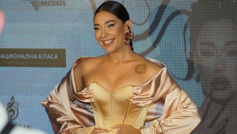 PEVAČICA OTKRILA DA IMA DEČKA: Nema razloga da to krijem