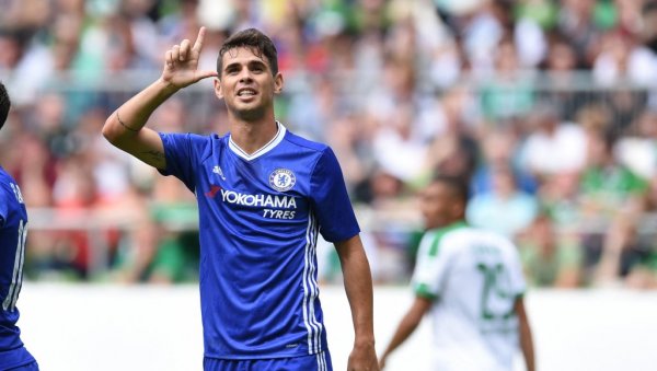 КРАЈ ВЕЛИКЕ КАРИЈЕРЕ! Чувени Бразилац због проблема са срцем престао да се бави фудбалом