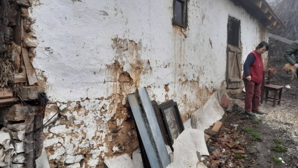 СВАКИ ОБРОК ЛУКСУЗ, А СВАКИ ДАН НОВА БИТКА: У селу надомак Трговишта, Димчићи- три брата и сестра, на ивици егзистенције