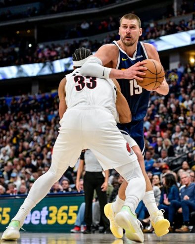 ТРИПЛ-ДАБЛ МАШИНА: Јокићевој доминацији нема краја, Нагетси изгледају сјајно пред почетак плеј-офа!