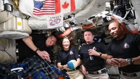 CEO SVET PLAČE ZBOG OVOG PRIZORA: Pogledajte šta su astronauti uradili blizu površine Meseca