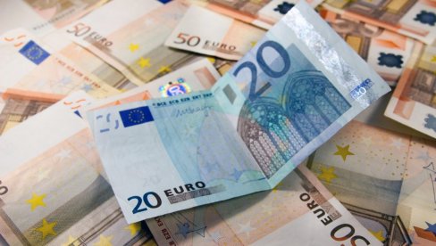 ОВАКО МОЖЕТЕ ДА ЗАРАЂУЈЕТЕ ДВЕ ПРОСЕЧНЕ ПЛАТЕ МЕСЕЧНО: Почетно улагање 1.000 евра - потребна вам је само једна машина