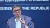 ПУЦА У ЛЕЂА НАРОДУ, УБИЈА ДЕТЕ, ПРЕБИЈА ДЕВОЈКУ: Како су блокадери од Вучића покушали да направе политичког монструма?