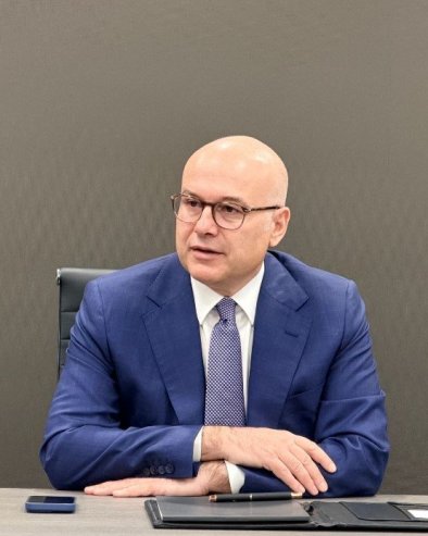 НИЈЕ НАЈВАЖНИЈИ ДАТУМ ИЗБОРА Вучевић: Не можемо рушити кућу док дувају оркански ветрови