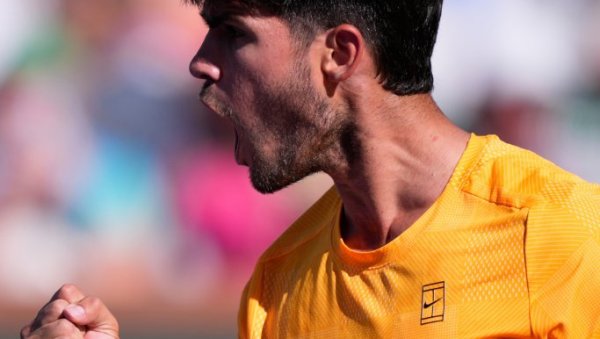 Карлос Алкараз се коначно појавио у јавности! Сви су одмах спазили један детаљ на његовој руци (ФОТО/ВИДЕО)