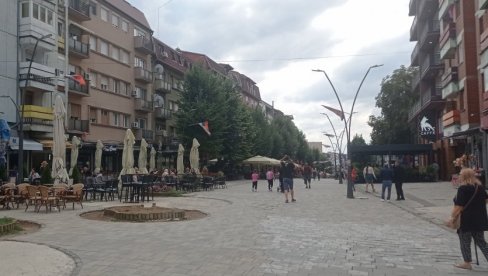 Полиција лажне државе упала јутрос у Северну Митровицу: Приштина ружи гараже чији су власници Срби, Еулекс и карабињери све посматрају