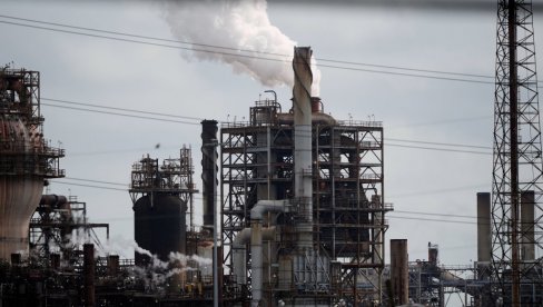 Cene nafte porasle za skoro četiri odsto nakon novih napada na brodove blizu Irana