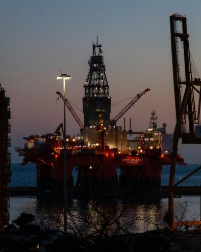 Олакшање на тржишту: Нафта нагло пала након смиривања кризе у Ормуском мореузу и нормализације снабдевања