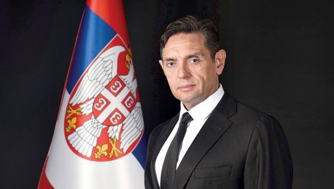 ВУЛИН: Одлазак Шмита је највећа услуга свим народима у БиХ