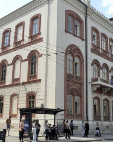 НА КАФИЦИ О КАРИЈЕРИ: Програм Центра за развој каријере и саветовања  студента