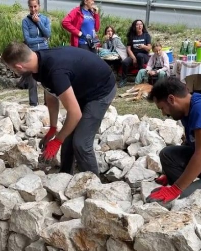 ОБНАВЉАЊЕ СУВОЗИДА: Хармонија камена, градитеља и природе (ФОТО)