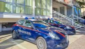 ИЗГОРЕО АУТОМОБИЛ НА БЕНЗИНСКОЈ ПУМПИ: У њему нађена четири угљенисана тела