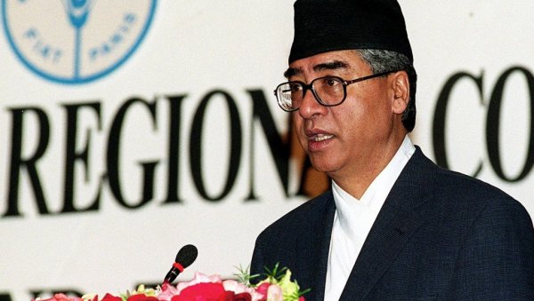 ОПТУЖЕН ЗА ПРАЊЕ НОВЦА: Издат налог за хапшење бившег премијера Непала