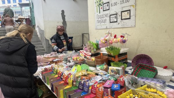 ФАРБАНА ЈАЈА ОД 50 ДО 70 ДИНАРА:  Изузетно богата понуда васкршњих симбола на пијаци Зелени венац