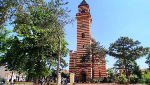 ВАСКРШЊИ КОНЦЕРТ МУЗИЧКЕ ШКОЛЕ: У параћинској Цркви Свете Тројице