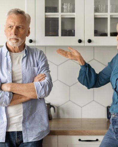 Зашто многи остају у токсичним везама? Три ствари одвлаче од промене