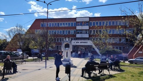 СКАНДАЛ У ВРАЊУ: Доктор сам себи написао извештај, па приморао изабраног лекара да му отвори боловање