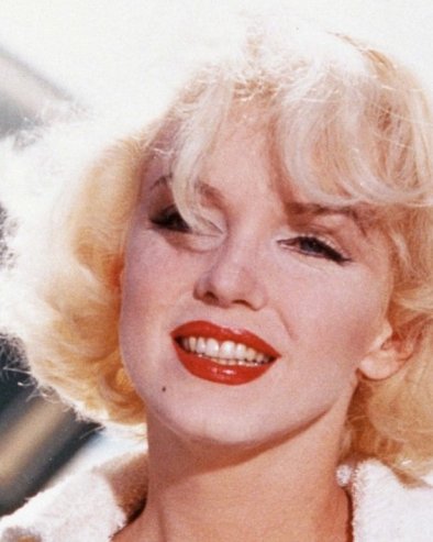 ОБОЖАВАЛА ЈЕ ЛЕДЕНЕ КУПКЕ, КОРИСТИЛА САВРШЕН ТРИК ДА ДОБИЈЕ ПУНИЈА УСТА: 8 тајни лепоте Мерилин Монро које свака жена мора да проба