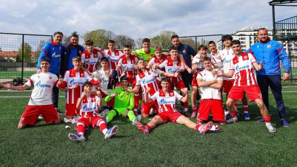 ЗВЕЗДА ОФАРБАЛА ТЕЛЕОПТИК У ЦРВЕНО-БЕЛО! И кадети с Маракане победили Партизан (ВИДЕО)