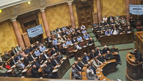 JASENOVAC - NIKAD VIŠE: Konferencija o ustaškim zločinima dan pred 85. godišnjicu osnivanja NDH