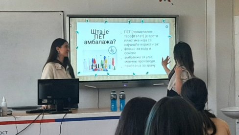 „Корак за будућност“ - „Градска чистоћа“ компостира са средњошколцима у Седмој београдској гимназији