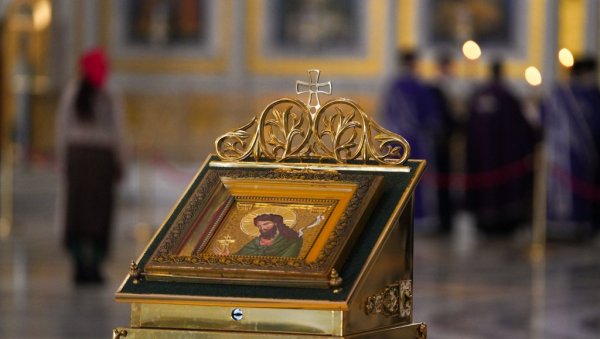 СУТРА ЈЕ ВЕЛИКА СУБОТА: Други дан хришћанске жалости посвећен сахрани Исуса Христа