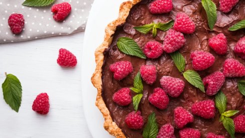 SAVRŠEN DESERT ZA SVE PRILIKE: Bogata, osvežavajuća i potpuno posna poslastica koja će vas oduševiti