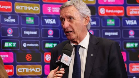 КАРИ, ШМЕКЕРУ! Светислав Пешић тражио број прелепе водитељке...