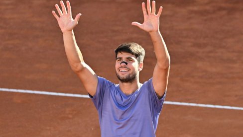 KLASIK ZA TITULU U MONTE KARLU! Alkaraz s pola gasa stigao kod Sinera! (VIDEO)