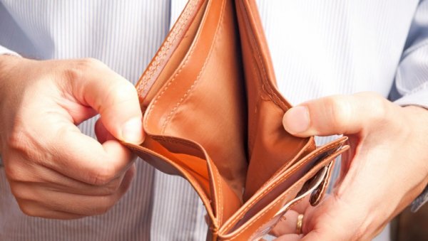 БАНКРОТИРАЋЕ ПОСЛЕ ПРАЗНИКА: Три знака остају без динара - финансијски колапс им не гине