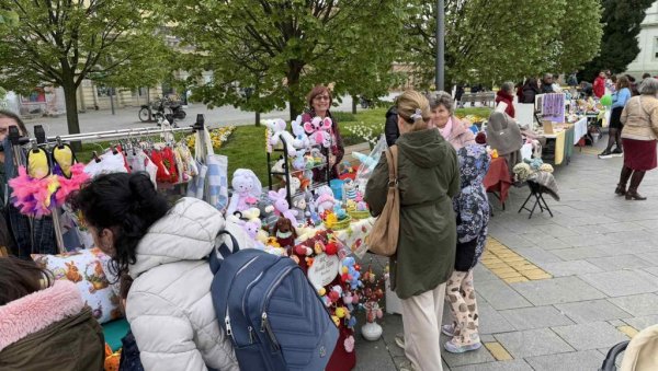 ТРАДИЦИОНАЛНО НА ВЕЛИКУ СУБОТУ: Карневал Ускршње јаје у центру Зрењанина (ФОТО/ВИДЕО)