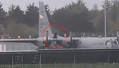 Sam upao na aerodrom, popeo se na SAD avion i oštetio ga (VIDEO)