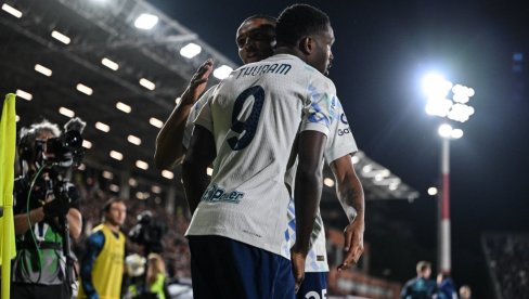 КАКВА УТАКМИЦА У СЕРИЈИ А: Интер у лудом мечу победио Комо и направио озбиљан корак ка титули