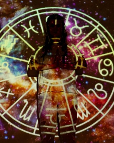 Дневни хороскоп за петак, 17. април: Ован и Бик доносе важне одлуке, Девица има проблем с партнером, Рибе с новцем, Стрелца чека нова љубав