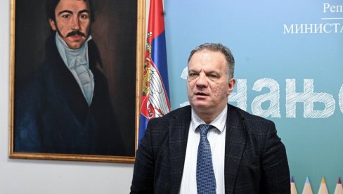 СТАНКОВИЋ ОШТРО ОСУДИО ХАПШЕЊА СРПСКИХ ЛЕКАРА И ПРОСВЕТАРА НА КИМ: Неће нас ни уплашити, нити застрашити