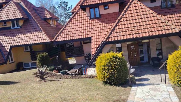 ИЗВОРИ ЗДРАВЕ ВОДЕ, ДИВЉЕ ВОЋЕ И ФАБРИКА ВАЗДУХА: Дивчибаре су све посећенија и траженија туристичка дестинација (ФОТО)