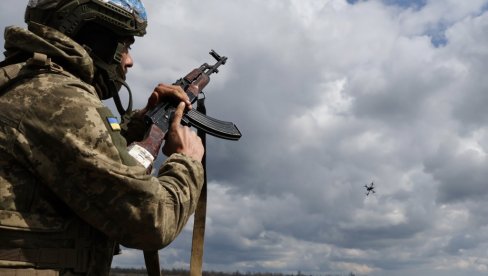 НЕЋЕ ДА ПРИЗНАЈУ ИСТИНУ: САД и ЕУ започеле су сукоб у Украјини