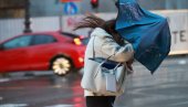 ОЧЕКУЈУ НАС СНАЖНИ УДАРИ ВЕТРА: Ови делови Србије ће бити на удару