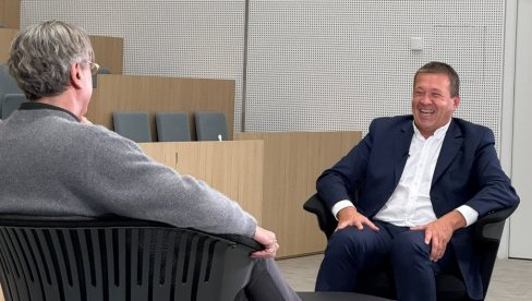 ЧАДЕЖ: Будућност припада онима који повезују технологију, институције, стратегију и људско понашање