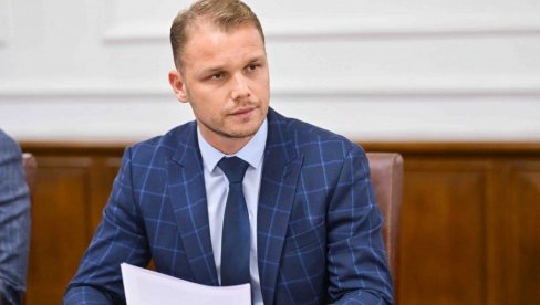 ПОЛИТИЧКА НАПЕТОСТ У БиХ: Станивуковић стао уз Цвијановић и подржао вето