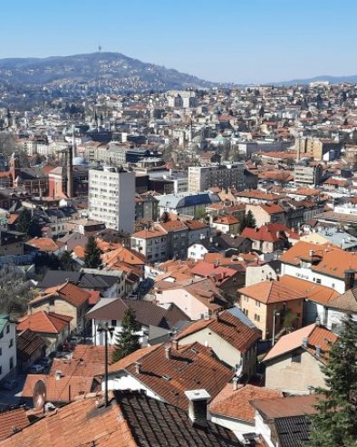БАЈКА ЗВАНА САРАЈЕВО САФАРИ Немачки лист почистио лажљивце - Прича равна томе да је Кинг Конг бранио Сарајево