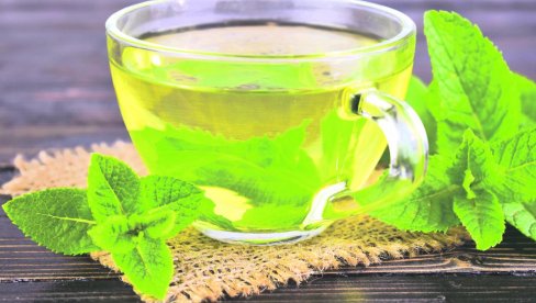 Опрезно са храном после Васкршњег поста: Уз чај од нане лакша мрсна трпеза