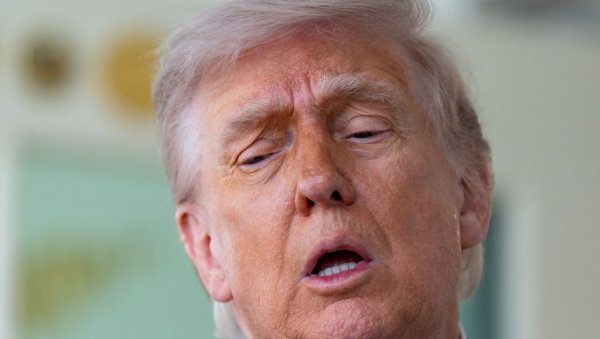 ШТА ЋЕ НА ОВО РЕЋИ ТРАМП? Иранци се подсмевају америчком председнику