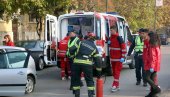 KAMION IZLETEO SA PUTA, PROBIO OGRADU, PA UDARIO U KUĆU Težak udes kod Kragujevca: Suvozač poginuo na licu mesta, vozač kamiona povređen