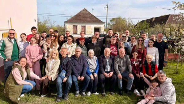 Традиционално и ове године: ускршње окупљање породице Денда