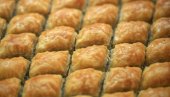 Ovo sigurno niste probali: Baklava sa kamilicom, bez jaja i mleka